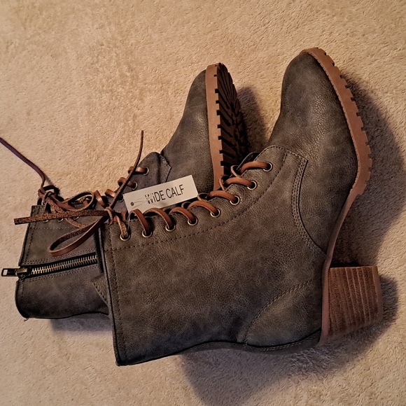 C Comfort Mid Calf Boots - NWT - Sz. 11W - Picture 2 of 6